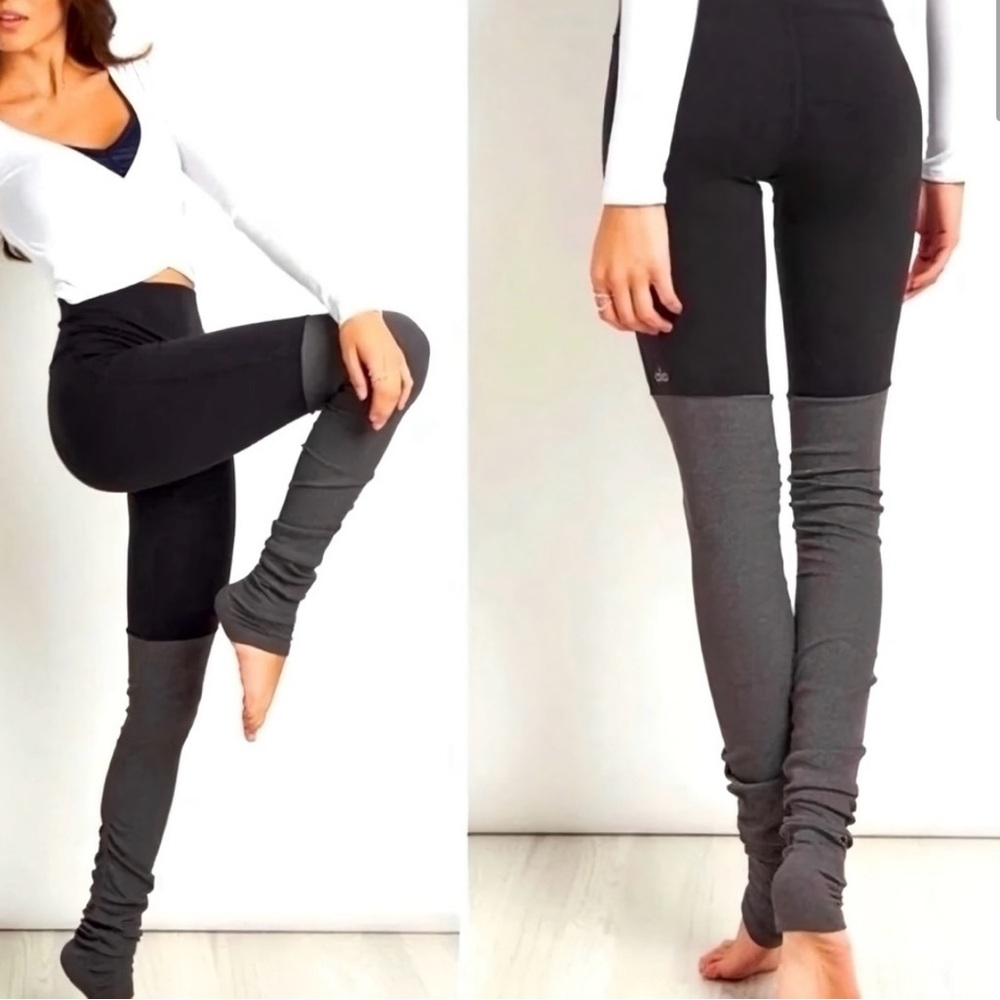 ALO YOGA Airlift Goddess Leggings. Black + Grey.